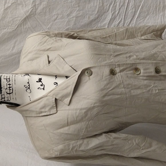 Taupe color blazer - Picture 2 of 15